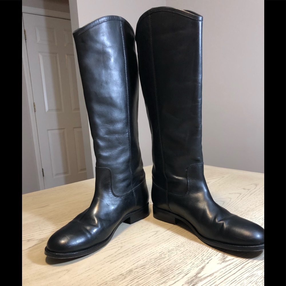 Frye Melissa Button 2 Boot - Picture 5 of 7
